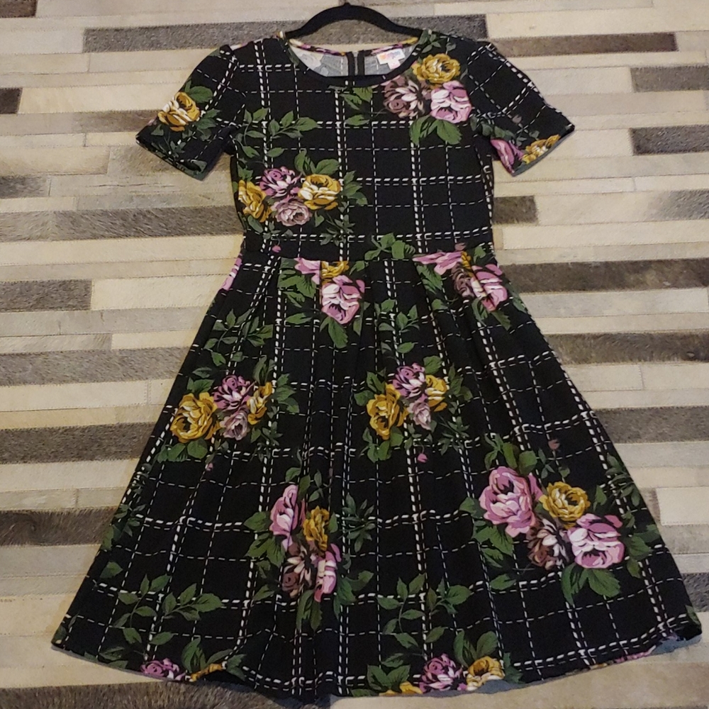 Lularoe Amelia